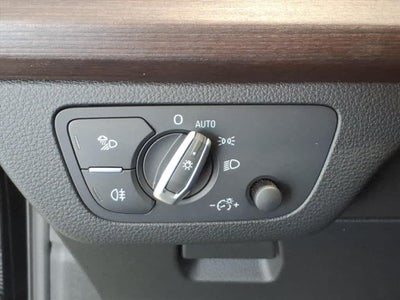 2025 Audi Q5 Premium 40 TFSI quattro