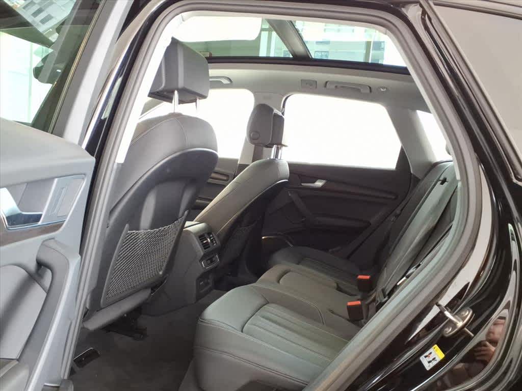 2025 Audi Q5 Premium 40 TFSI quattro