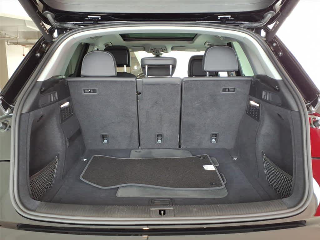 2025 Audi Q5 Premium 40 TFSI quattro