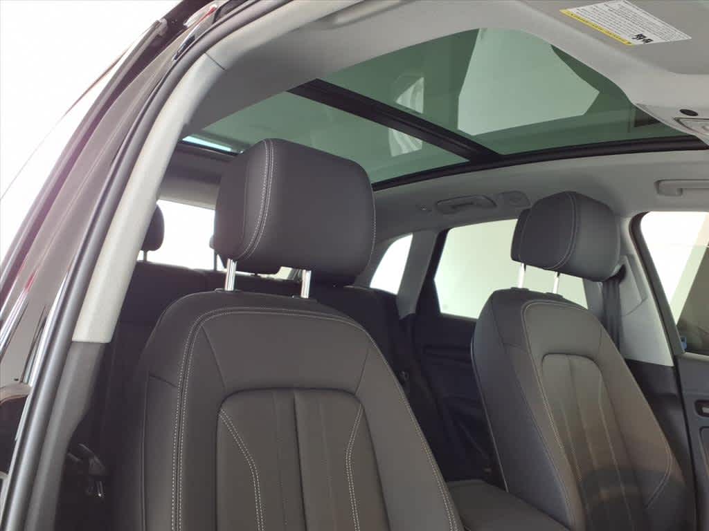 2025 Audi Q5 Premium 40 TFSI quattro