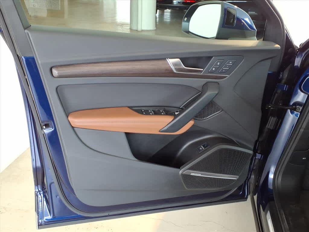 2025 Audi Q5 S line Premium Plus 45 TFSI quattro