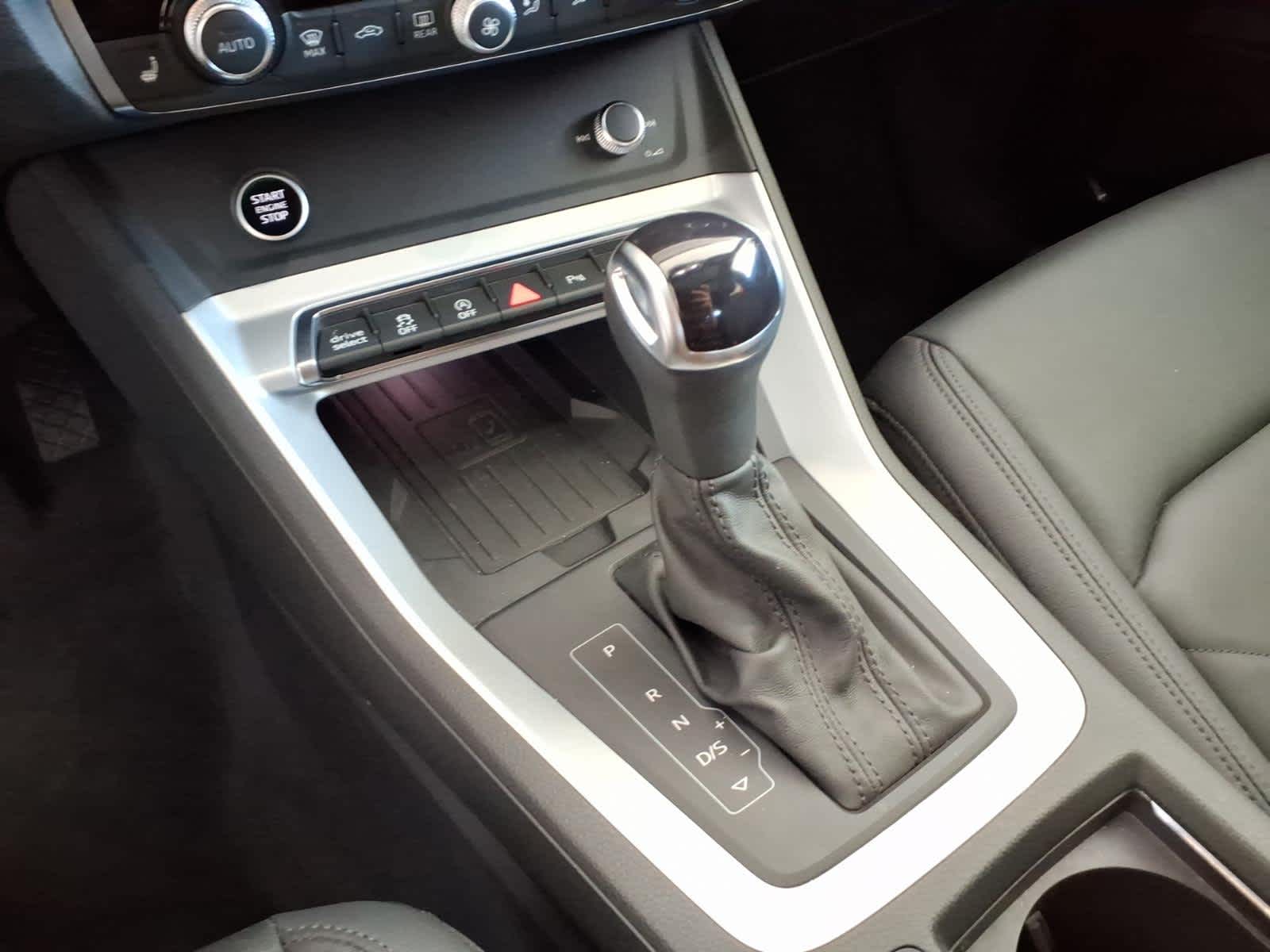 2023 Audi Q3 S line Premium Plus 45 TFSI quattro