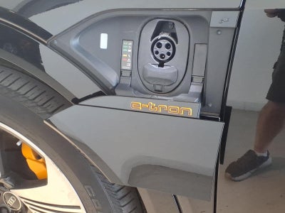 2023 Audi e-tron Premium Plus quattro