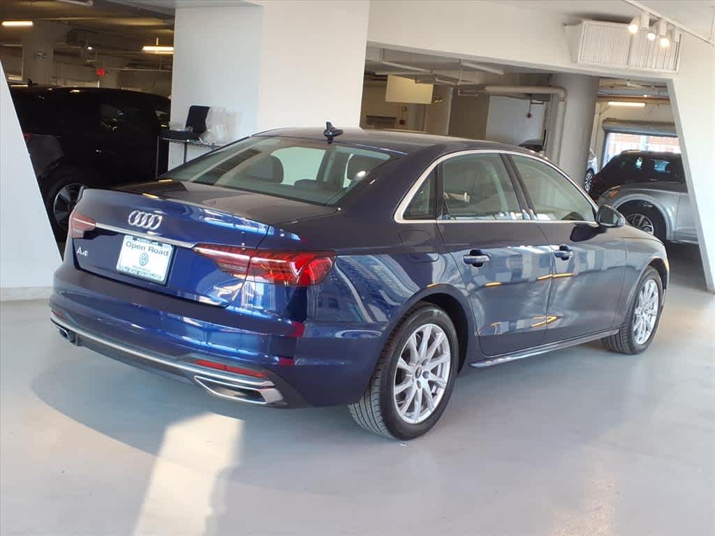2022 Audi A4 Premium 40 TFSI quattro