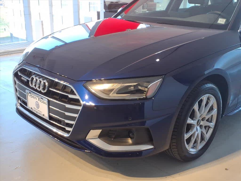 2022 Audi A4 Premium 40 TFSI quattro