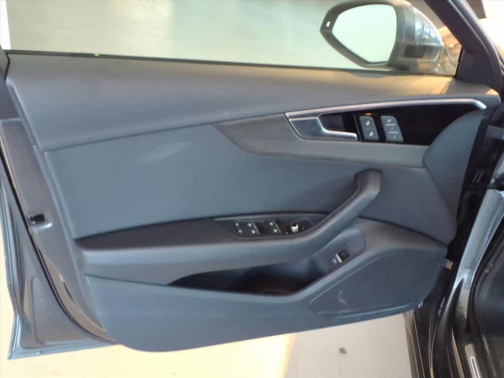 2023 Audi A4 S line Premium 45 TFSI quattro