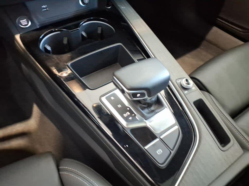 2023 Audi A4 S line Premium 45 TFSI quattro