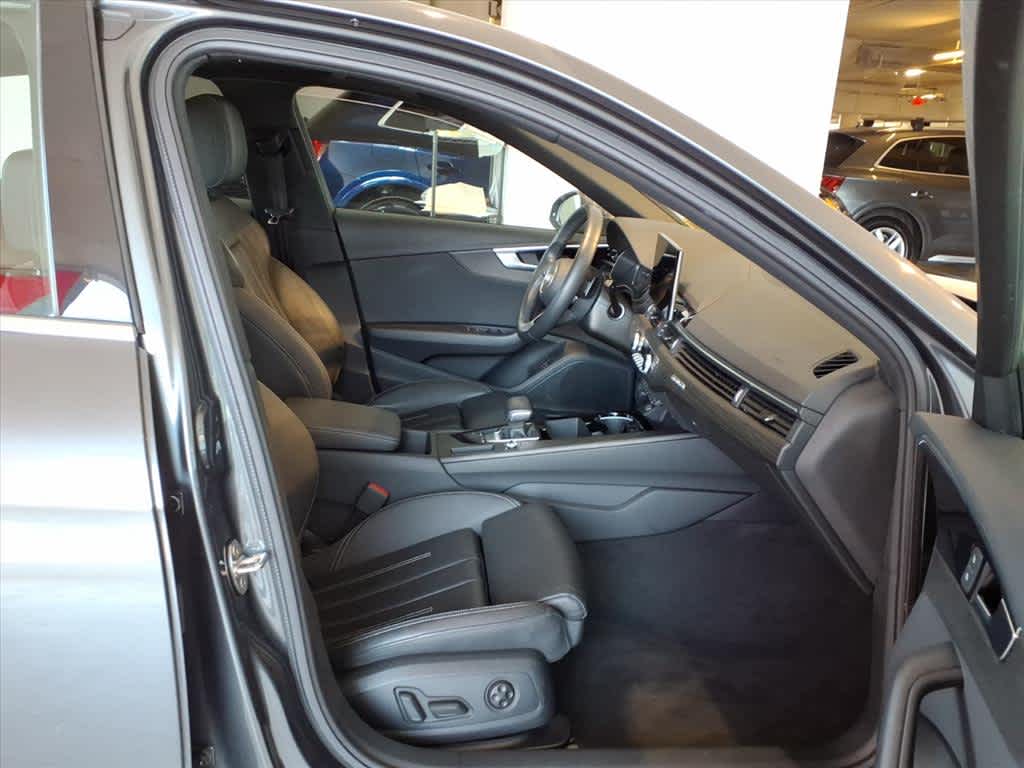 2023 Audi A4 S line Premium 45 TFSI quattro