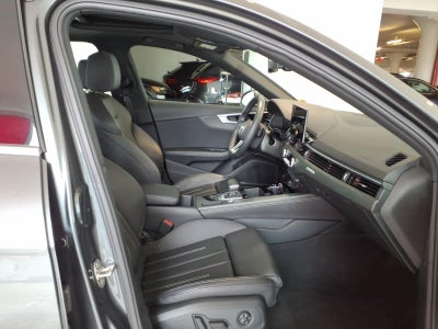 2023 Audi A4 S line Premium Plus 45 TFSI quattro