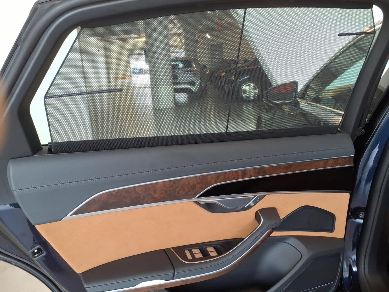 2025 Audi A8 L 55 TFSI quattro