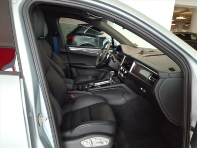 2025 Porsche Macan GTS AWD