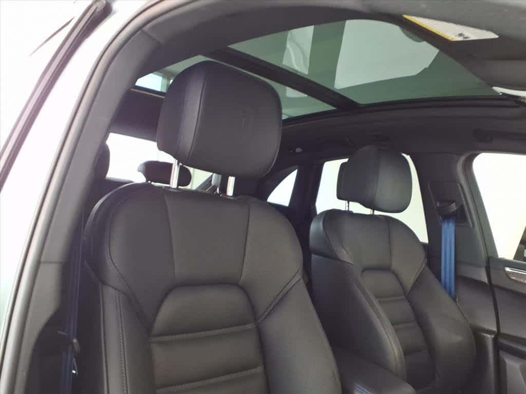 2025 Porsche Macan GTS AWD