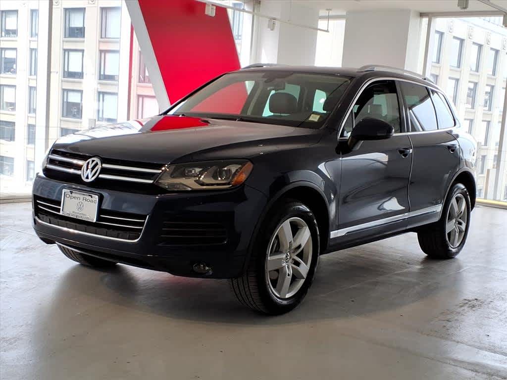 2012 Volkswagen Touareg Sport