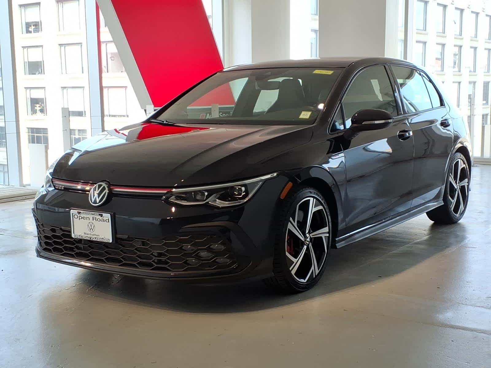 2024 Volkswagen Golf GTI 2.0T SE DSG