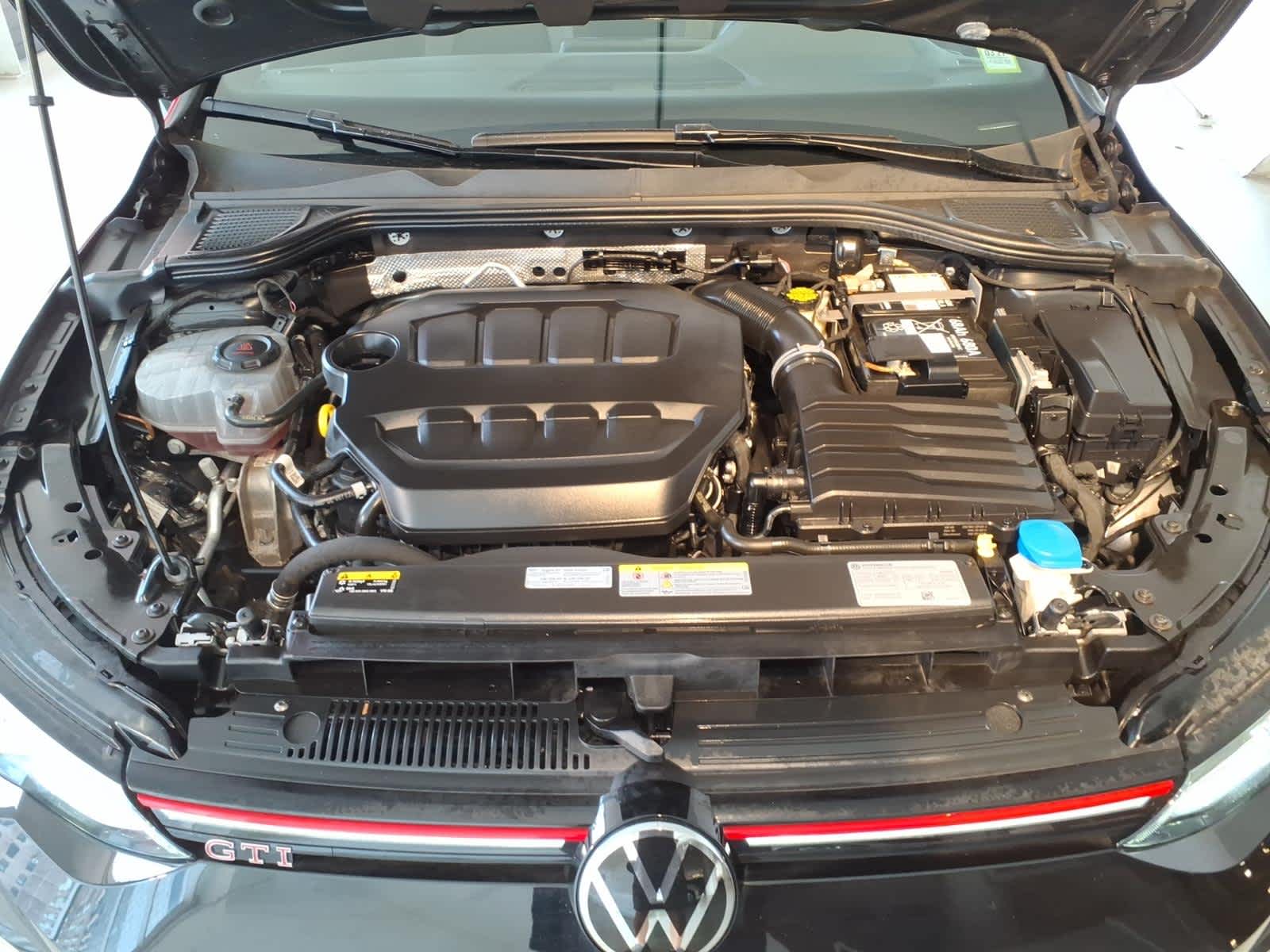 2024 Volkswagen Golf GTI 2.0T SE DSG