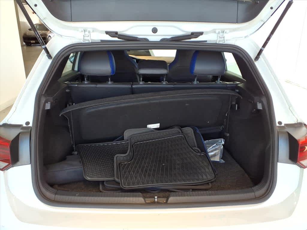 2022 Volkswagen Golf R 2.0T Manual