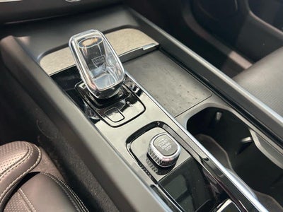 2022 Volvo XC60 B6 AWD Inscription
