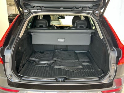 2022 Volvo XC60 B6 AWD Inscription