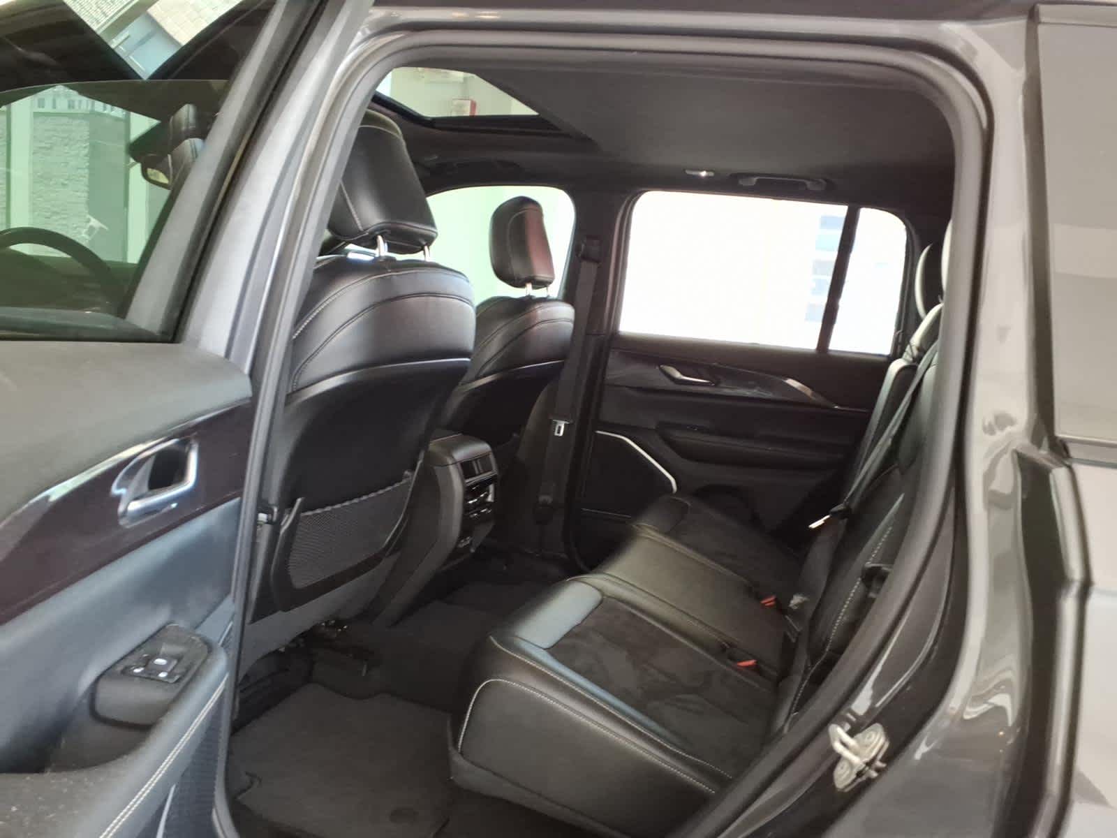 2022 Jeep Grand Cherokee Altitude 4x4