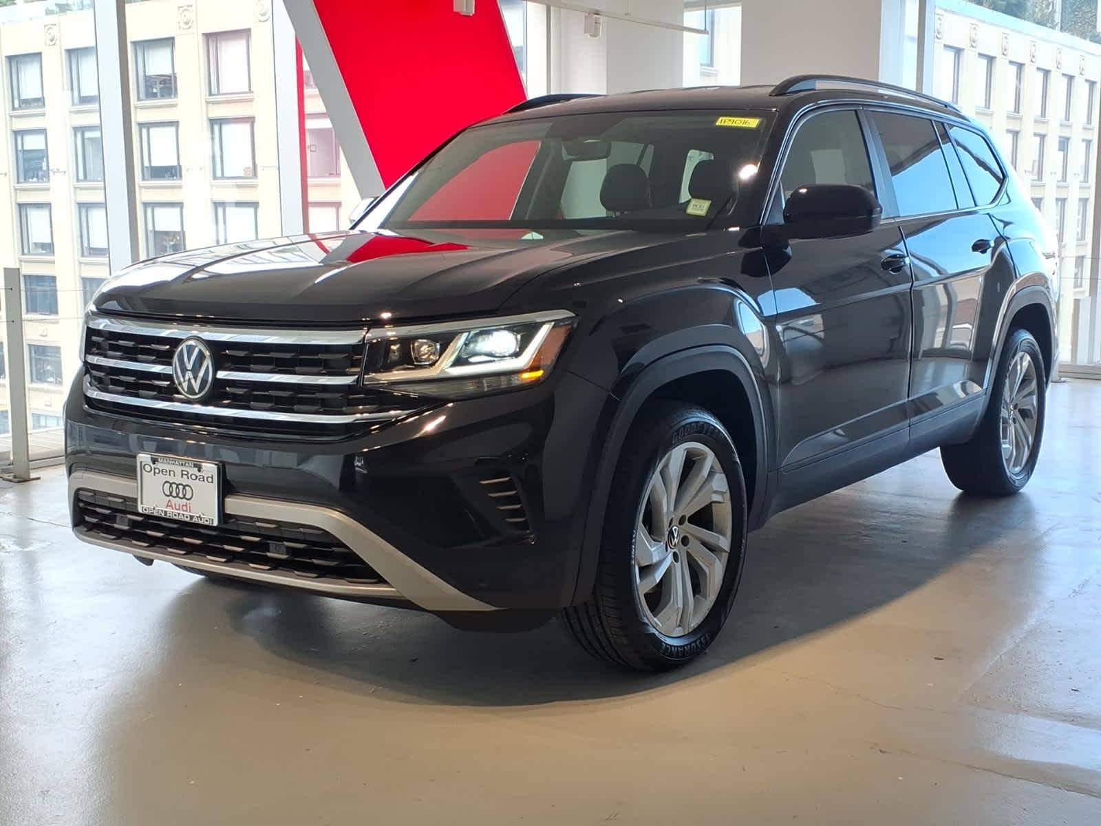 2023 Volkswagen Atlas 3.6L V6 SE w/Technology 4MOTION