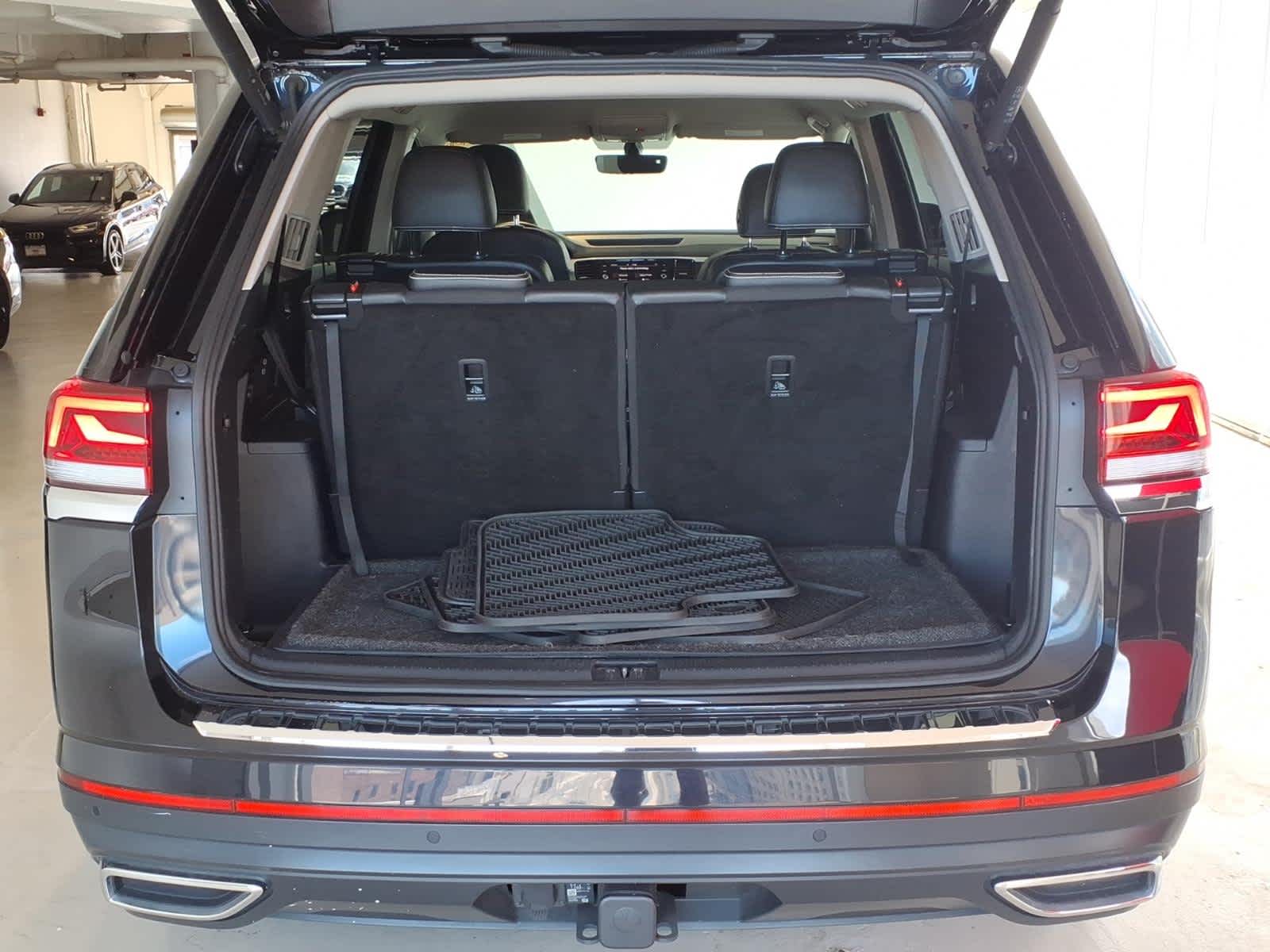 2023 Volkswagen Atlas 3.6L V6 SE w/Technology 4MOTION