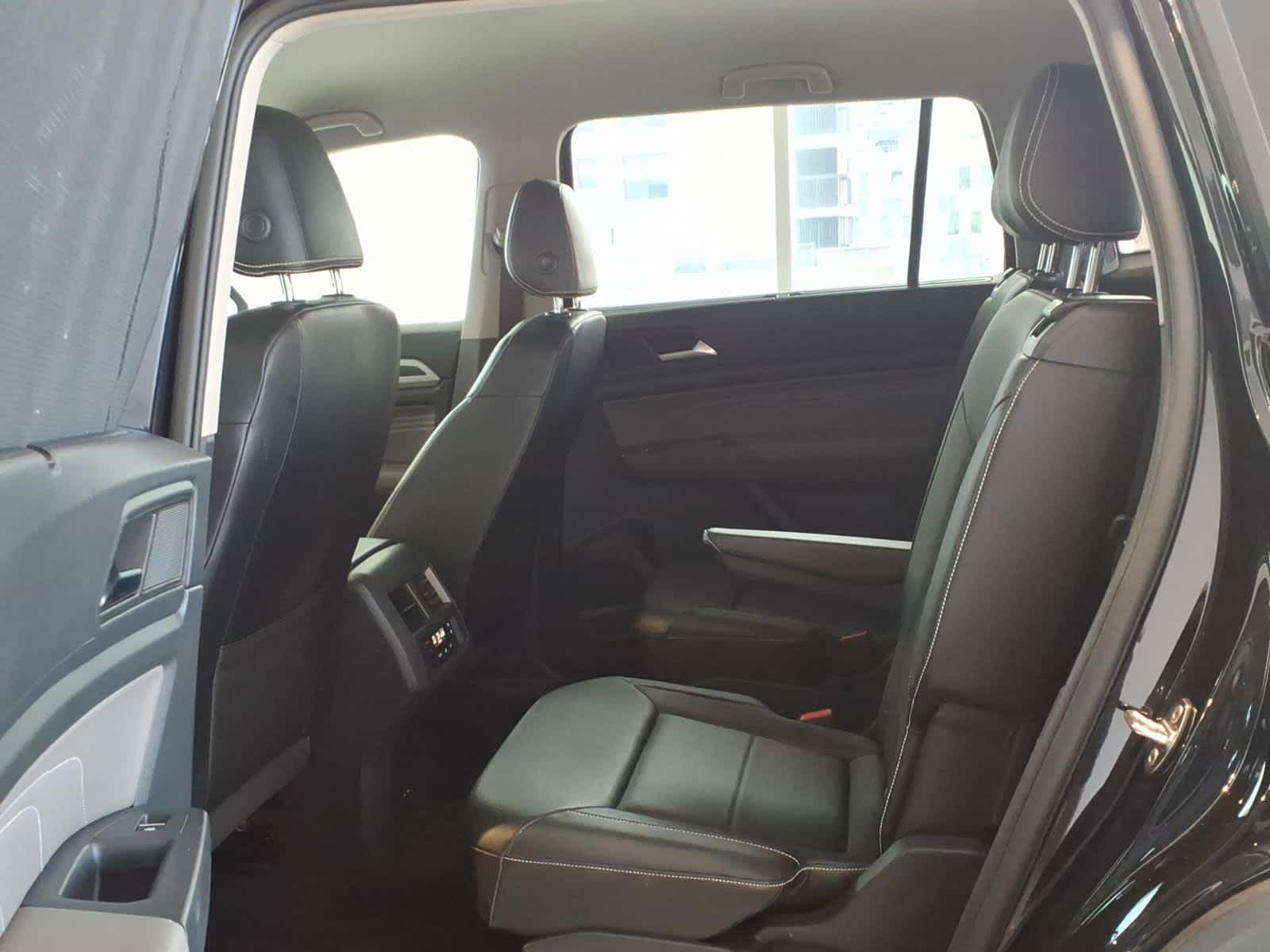 2023 Volkswagen Atlas 3.6L V6 SE w/Technology 4MOTION