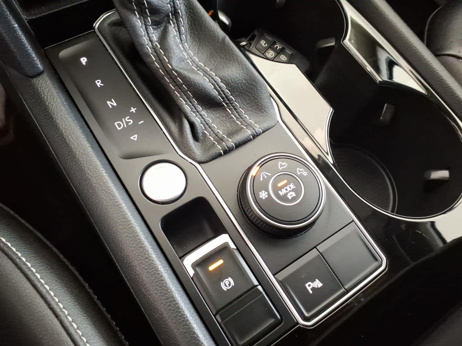 2023 Volkswagen Atlas 3.6L V6 SE w/Technology 4MOTION