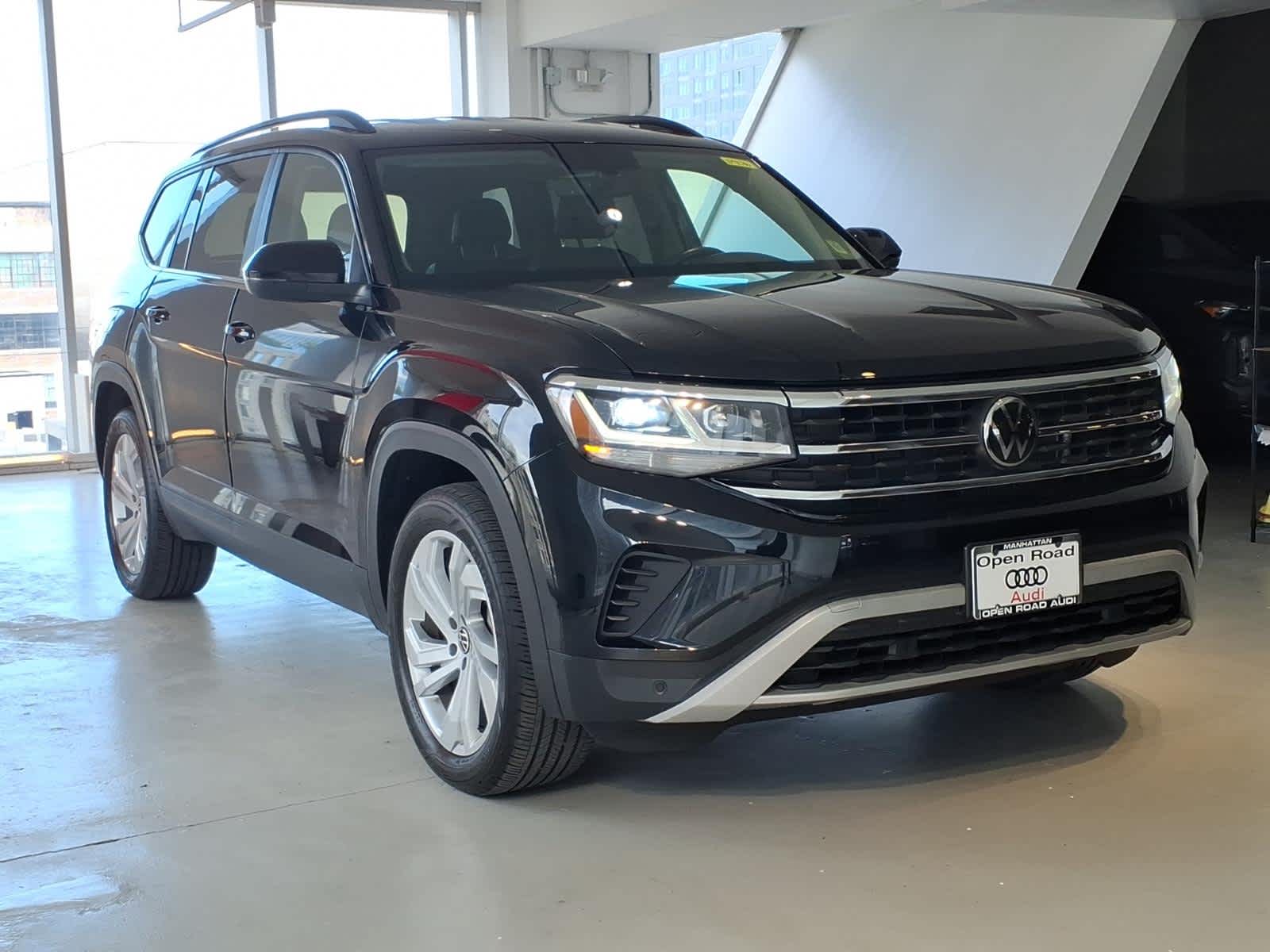2023 Volkswagen Atlas 3.6L V6 SE w/Technology 4MOTION