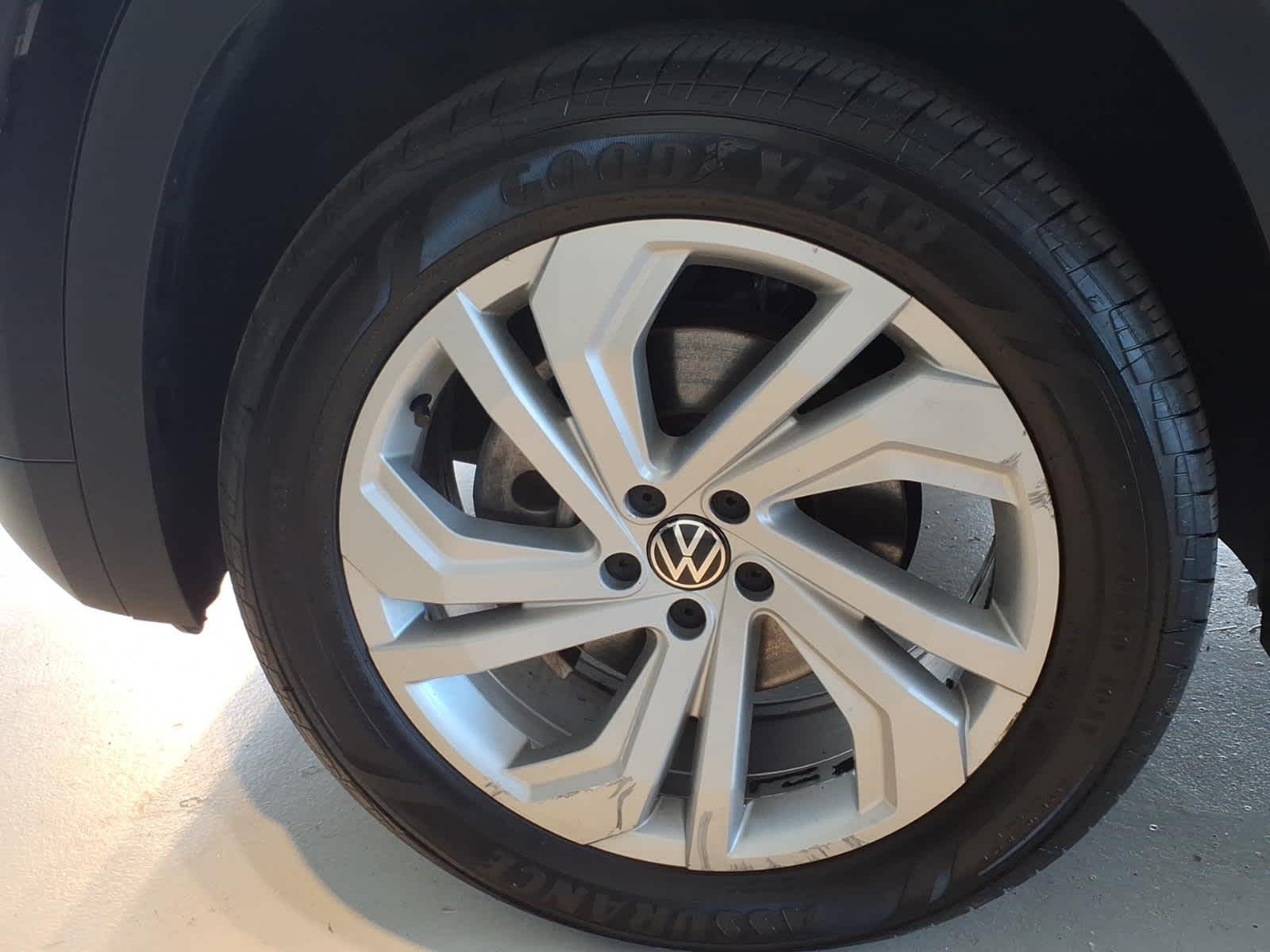 2023 Volkswagen Atlas 3.6L V6 SE w/Technology 4MOTION
