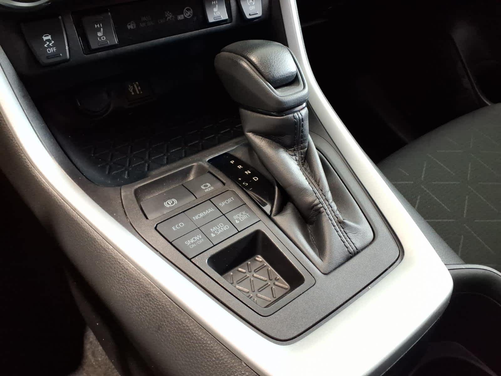 2023 Toyota RAV4 XLE AWD