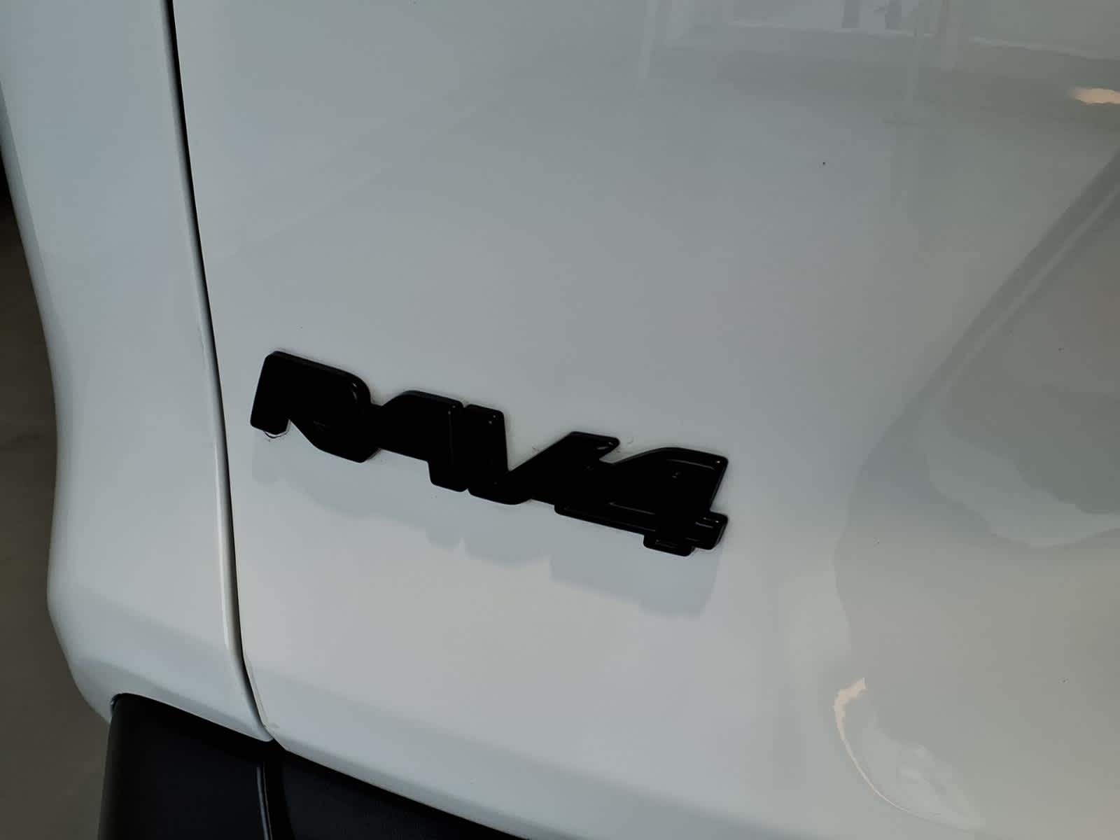 2023 Toyota RAV4 XLE AWD