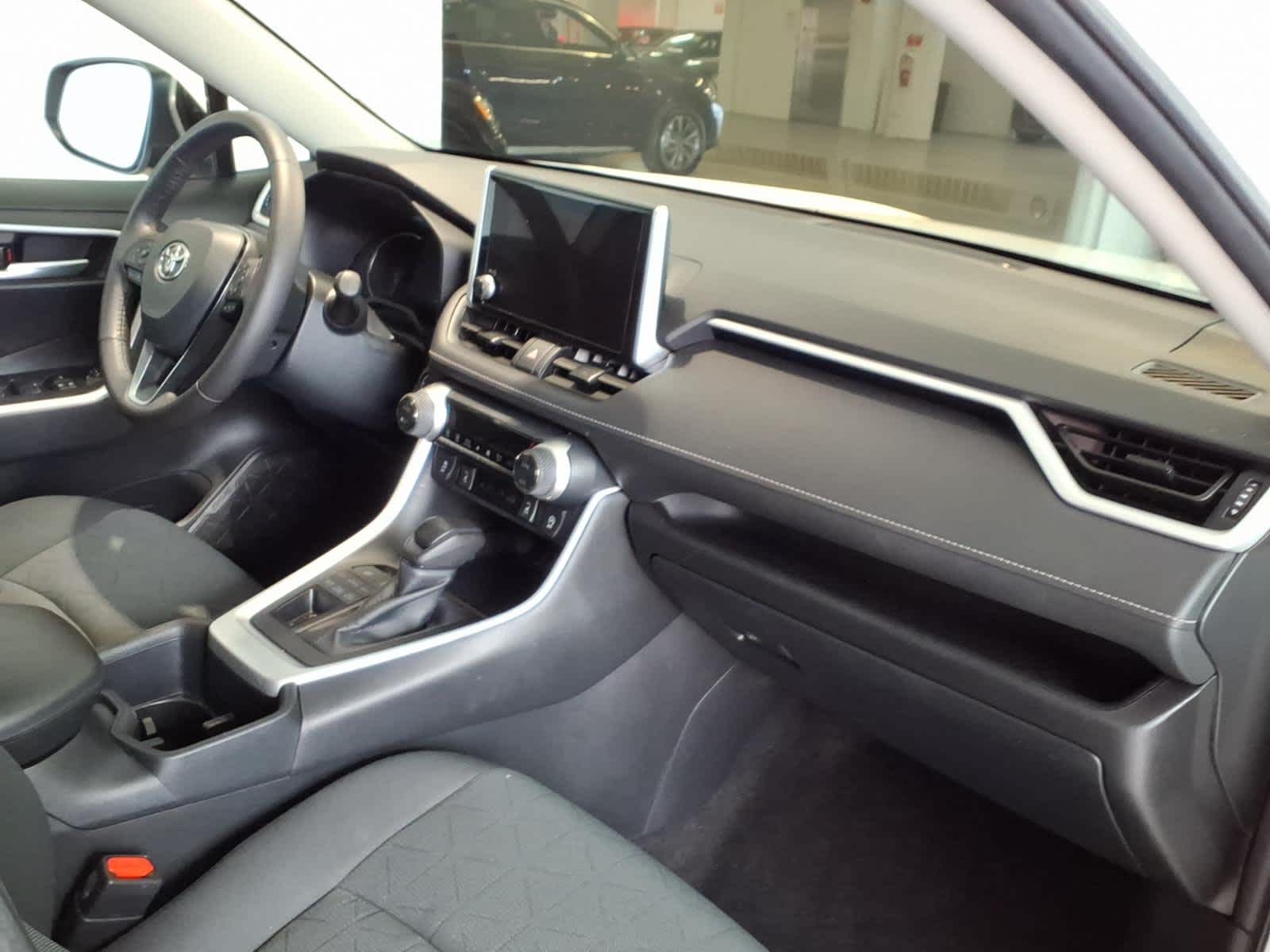 2023 Toyota RAV4 XLE AWD