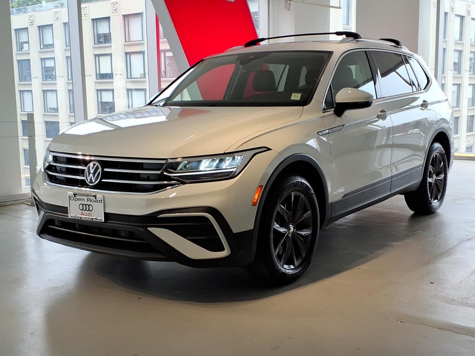 2024 Volkswagen Tiguan 2.0T SE 4MOTION