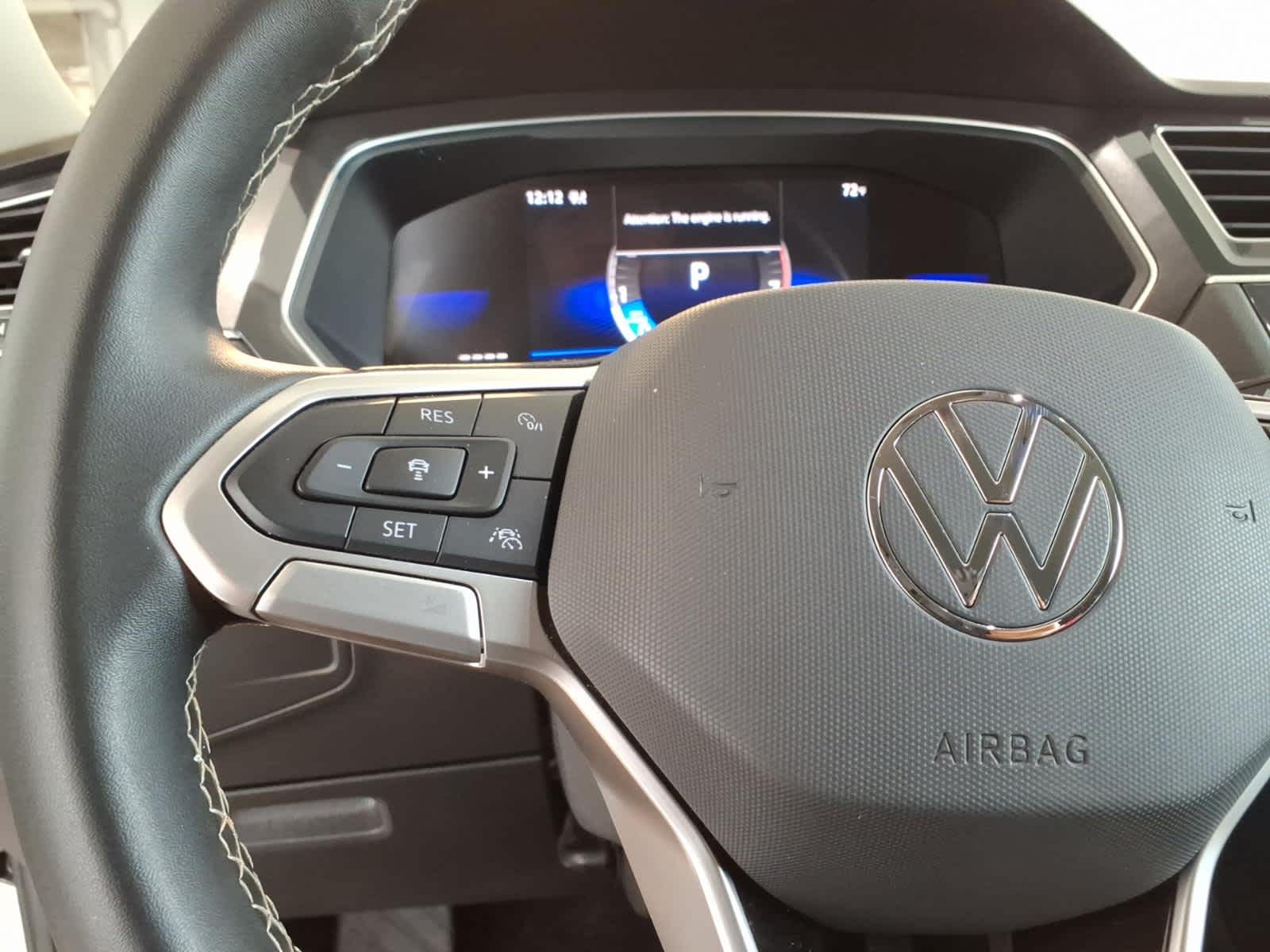 2024 Volkswagen Tiguan 2.0T SE 4MOTION