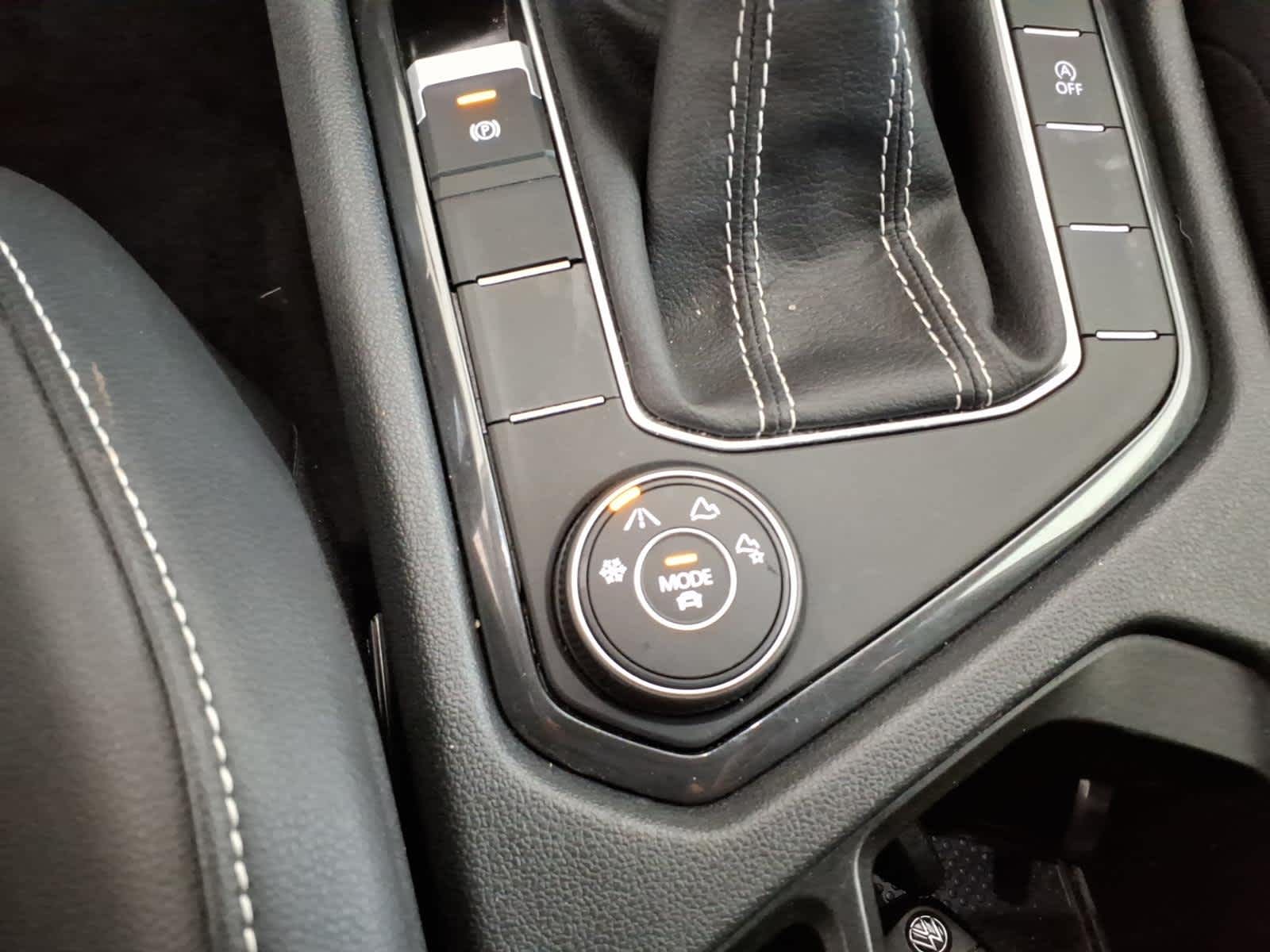 2024 Volkswagen Tiguan 2.0T SE 4MOTION