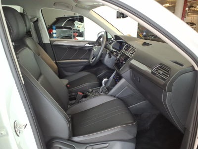 2024 Volkswagen Tiguan 2.0T SE 4MOTION