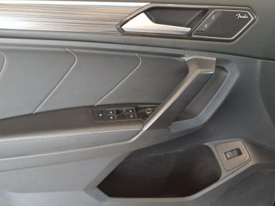 2022 Volkswagen Tiguan 2.0T SEL R-Line 4MOTION