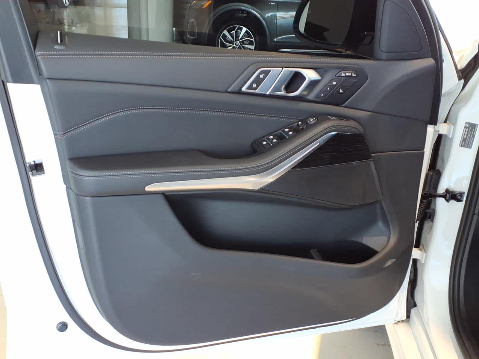 2026 BMW X7 xDrive40i Sports Activity Vehicle
