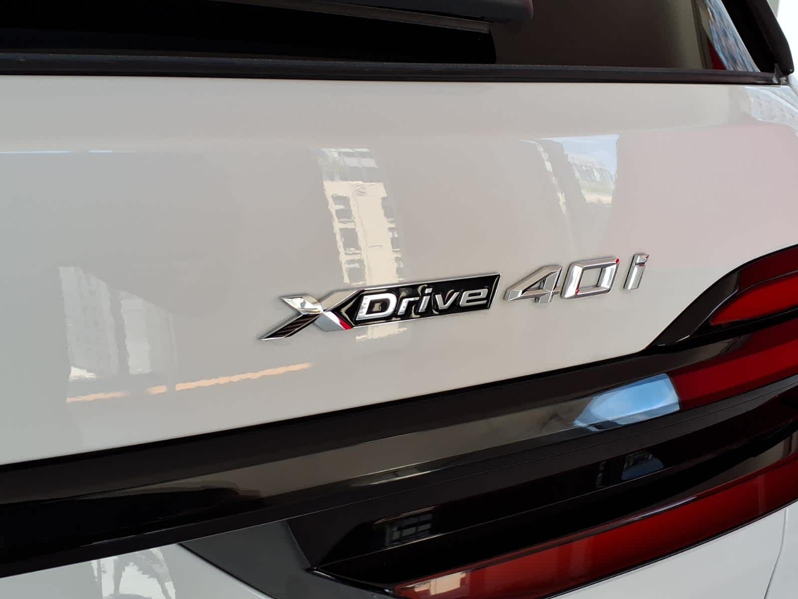 2026 BMW X7 xDrive40i Sports Activity Vehicle