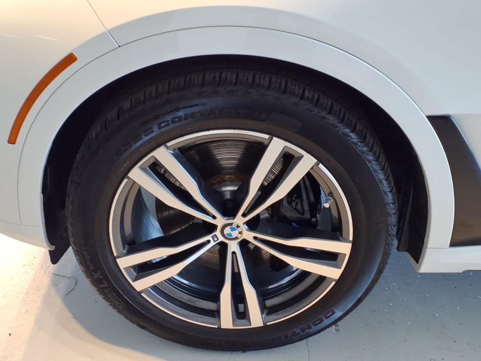 2026 BMW X7 xDrive40i Sports Activity Vehicle