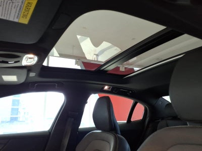 2022 Volvo S60 B5 AWD R-Design