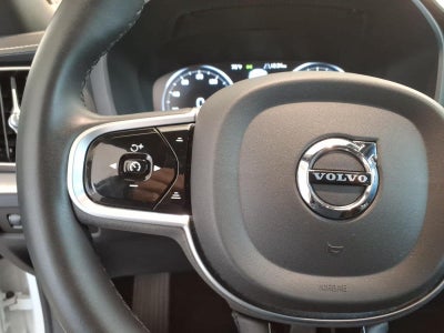 2022 Volvo S60 B5 AWD R-Design