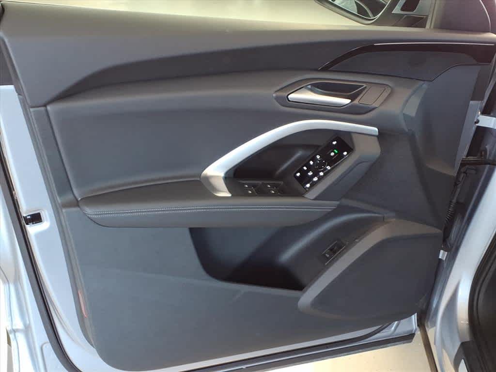 2025 Audi Q5 Premium 2.0 TFSI quattro