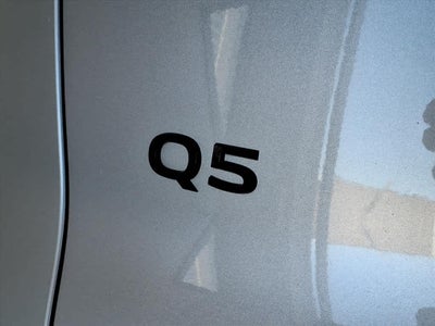 2025 Audi Q5 Premium 2.0 TFSI quattro