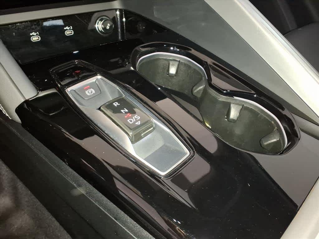 2025 Audi Q5 Premium 2.0 TFSI quattro