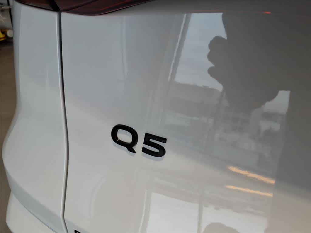 2025 Audi Q5 Premium 2.0 TFSI quattro