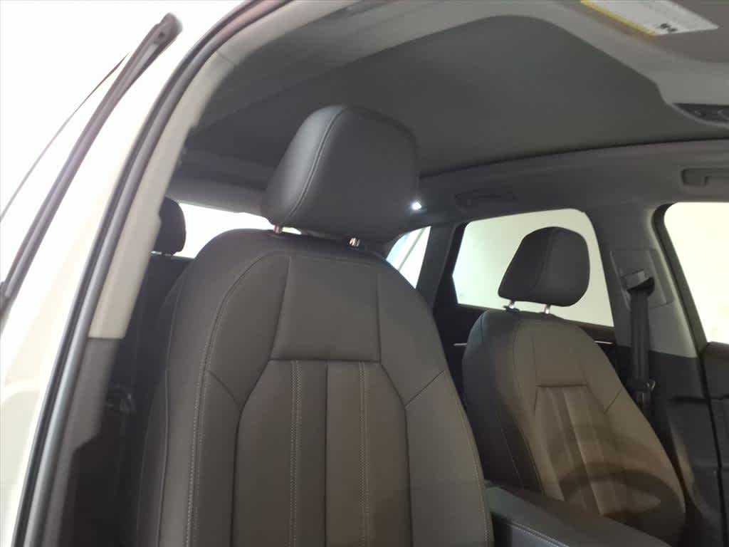 2025 Audi Q5 Premium 2.0 TFSI quattro