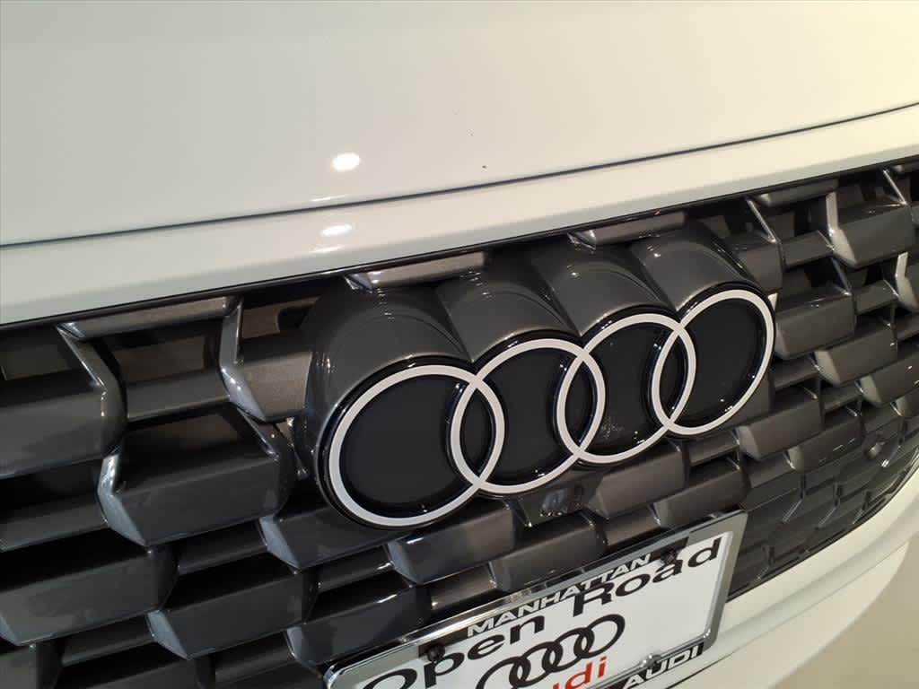 2025 Audi Q5 Premium 2.0 TFSI quattro