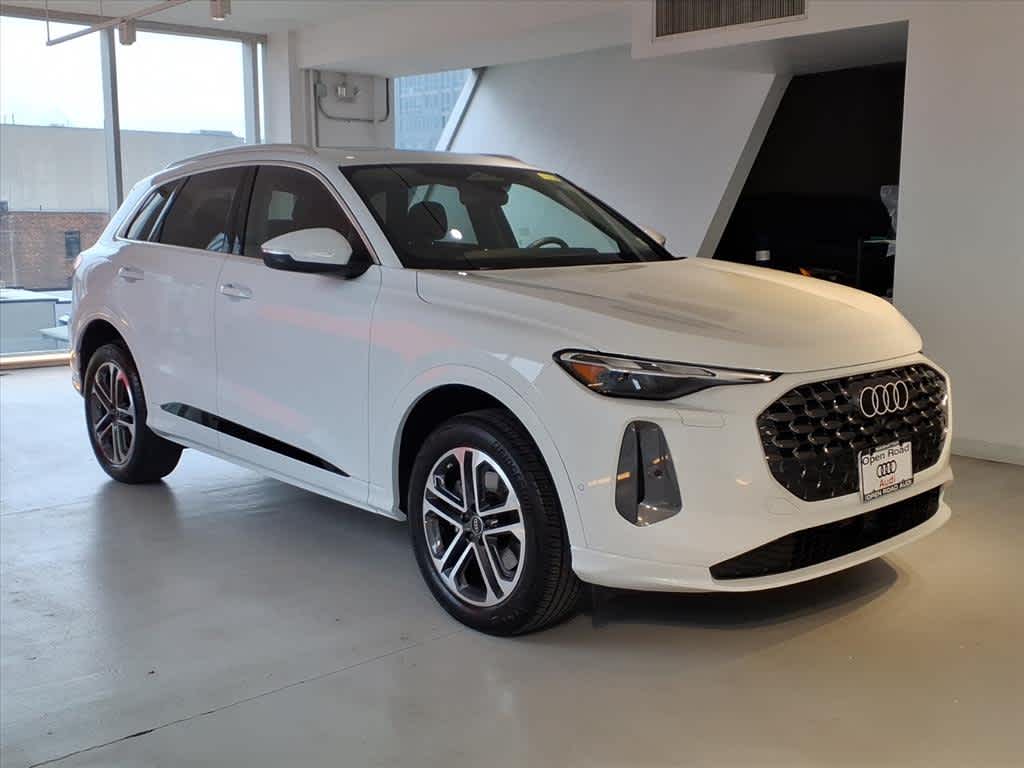 2025 Audi Q5 Premium 2.0 TFSI quattro