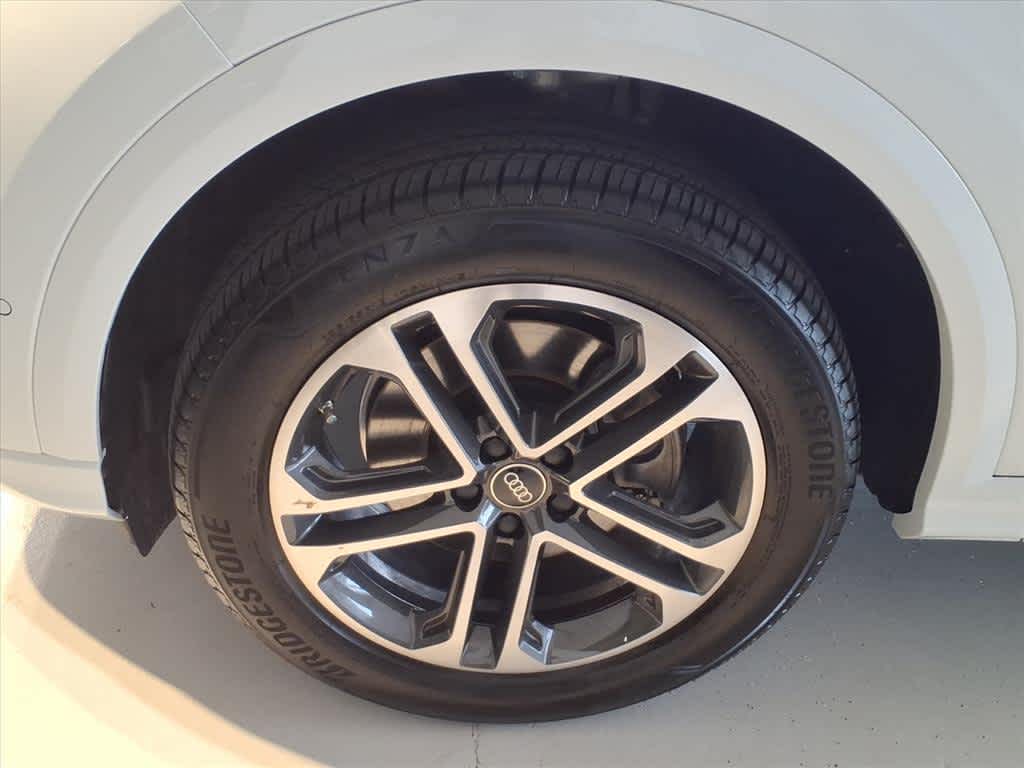 2025 Audi Q5 Premium 2.0 TFSI quattro